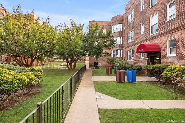 141-37 Union Turnpike #2-O