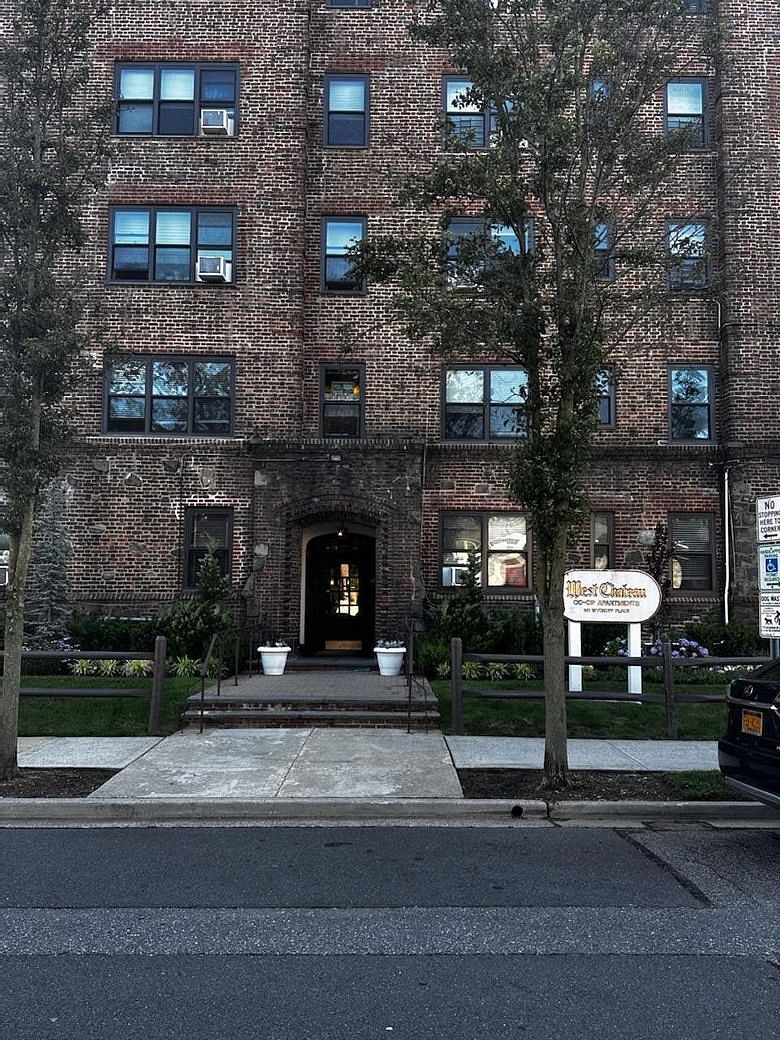 141 Wyckoff Place #1F