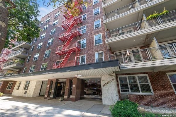 Image 1 of 16 for 142-05 Roosevelt Avenue ##435 in Queens, Flushing, NY, 11354