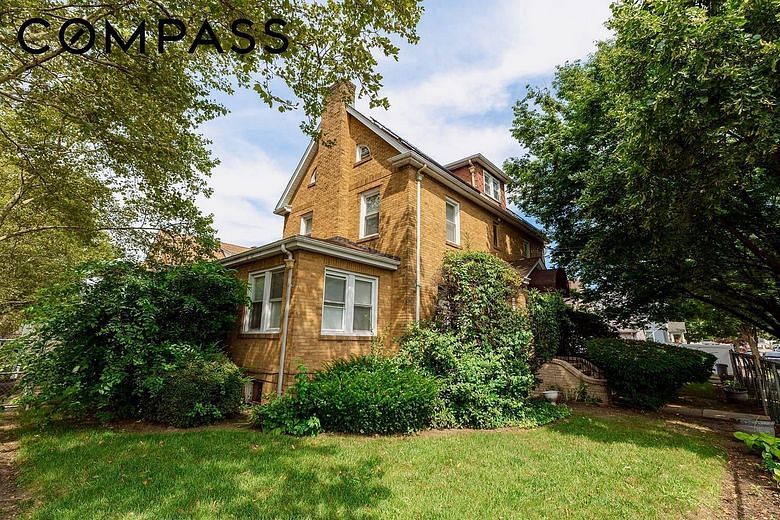 142-16 180th Street