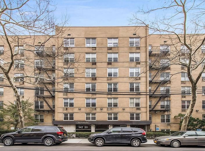 142-20 Franklin Avenue #2G