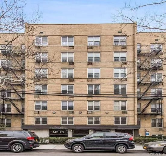 142-20 Franklin Avenue #6E