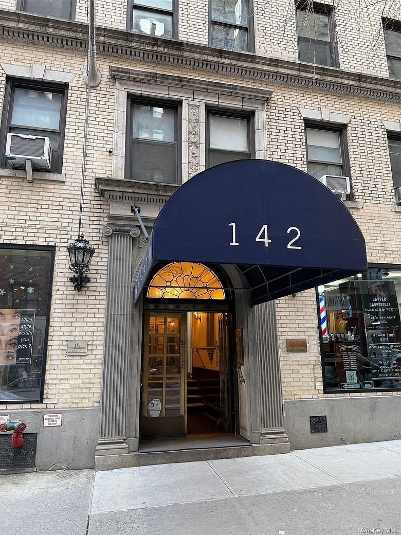 142 E 49th Street #5B