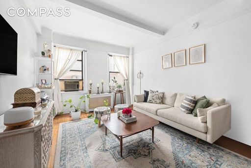 Image 1 of 13 for 142 East 49th Street #7B in Manhattan, NEW YORK, NY, 10017