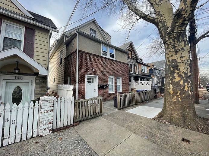 142 N Terrace Avenue