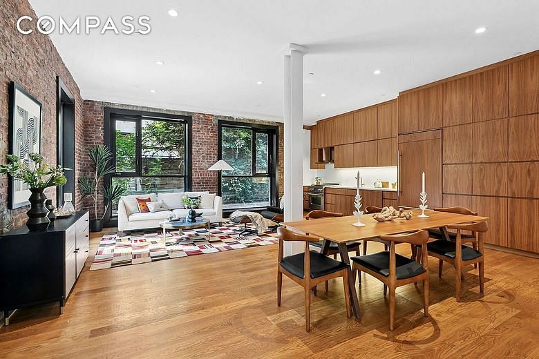 142 North 1st Street #1A