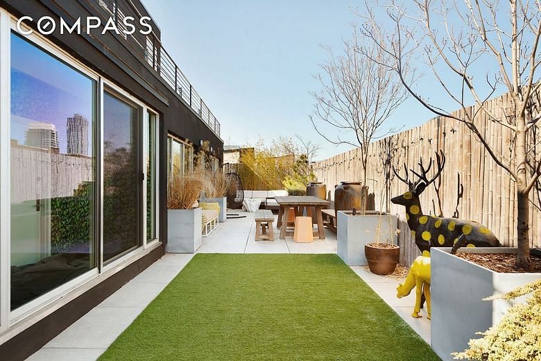 142 North 1st Street #PH