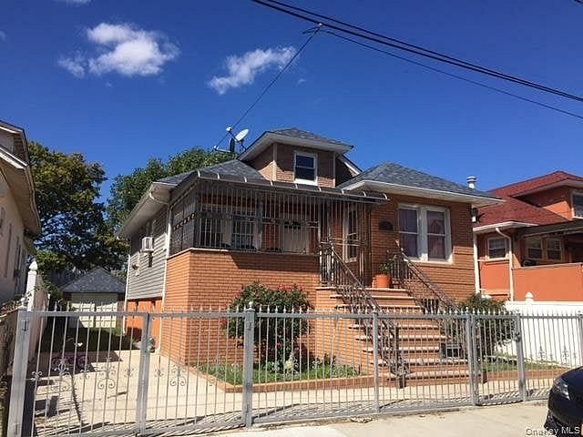 1421 Pinson Street