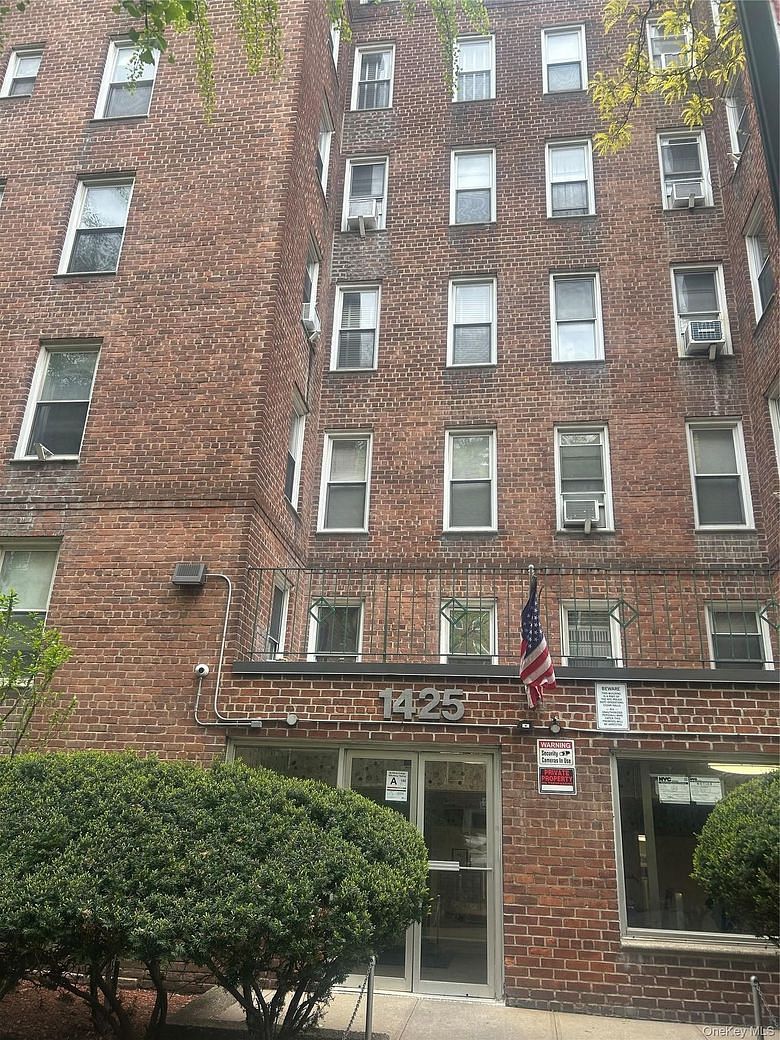 1425 Thieriot Avenue #1J