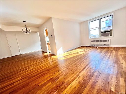 Image 1 of 11 for 1425 Thieriot Avenue #6L in Bronx, NY, 10460