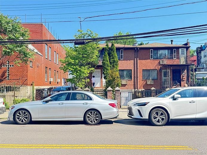 143-16 Franklin Avenue