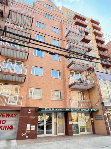 143-28 41 Avenue #8C