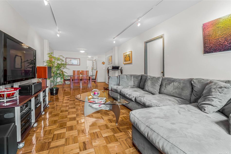 Image 1 of 17 for 143-30 Roosevelt Avenue #2L in Queens, Flushing, NY, 11354