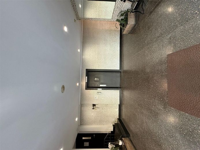 143 Bruce Avenue #7A