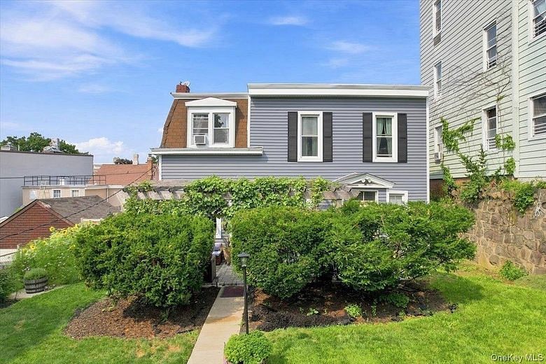 143 Oliver Avenue
