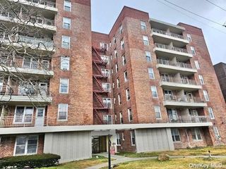 Image 1 of 18 for 1430 Seagirt Boulevard #2G in Queens, Far Rockaway, NY, 11691