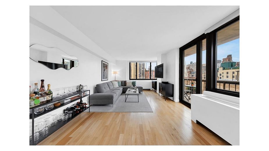1438 Third Avenue #12A