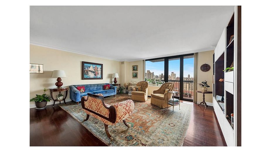 1438 Third Avenue #24B