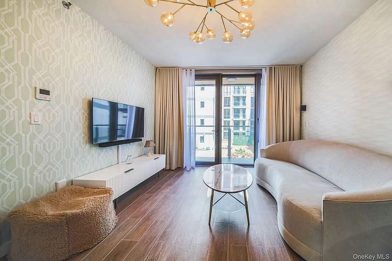 144-27 Sanford Avenue #3J