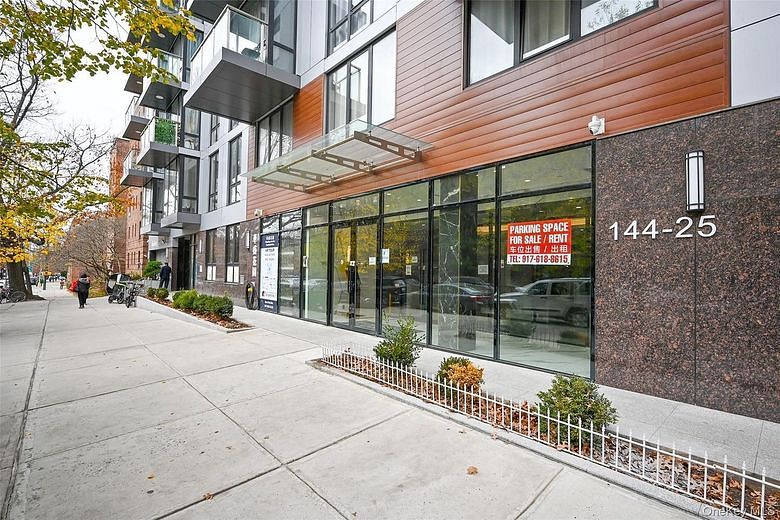 144-27 Sanford Avenue #5K