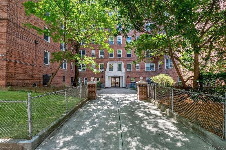 144-44 41st Avenue #3N