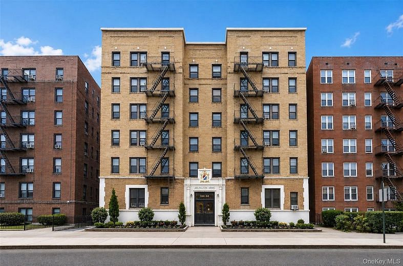 144-44 Sanford Avenue #1H