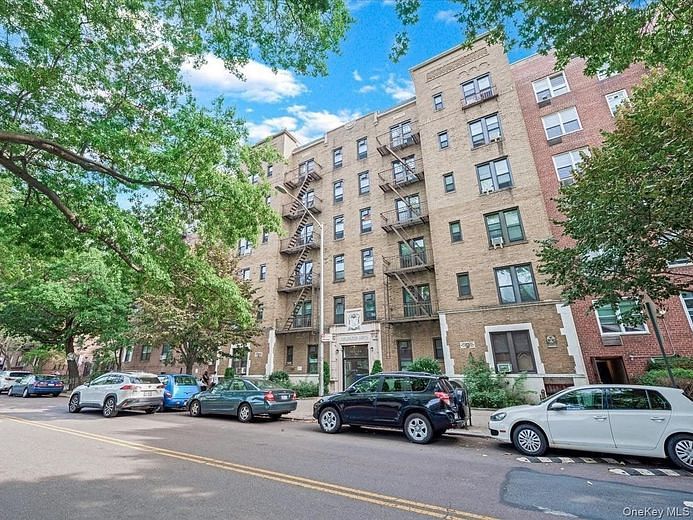 144-44 Sanford Avenue #1H