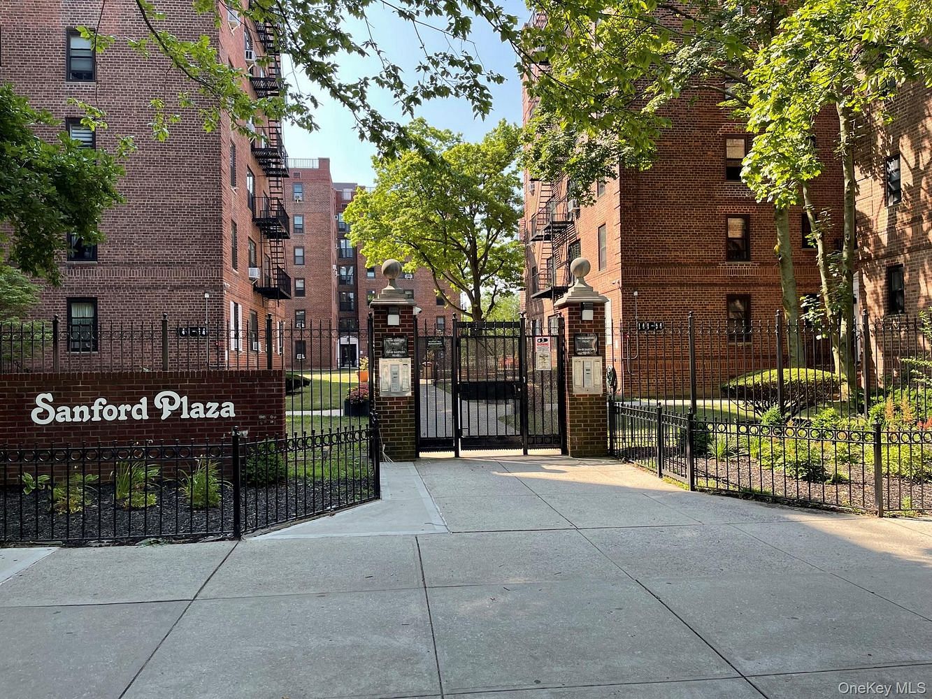 144-54 Sanford Avenue #45