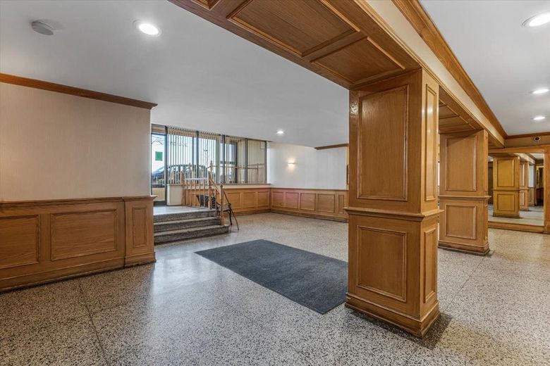 144-60 Gravett Road #6F