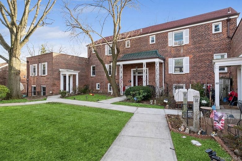 144-70 Village Road #76GB