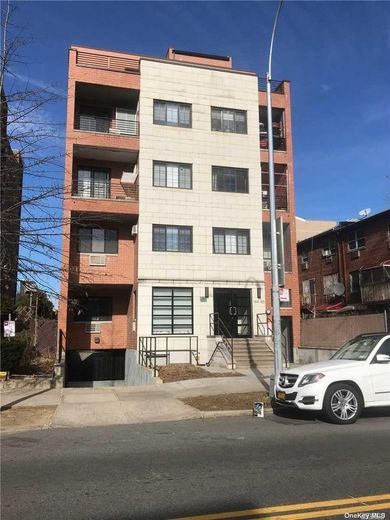 144-85 Roosevelt Avenue #5E