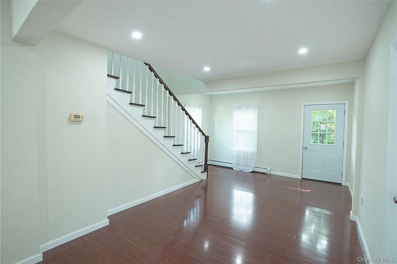 144 Carleton Avenue