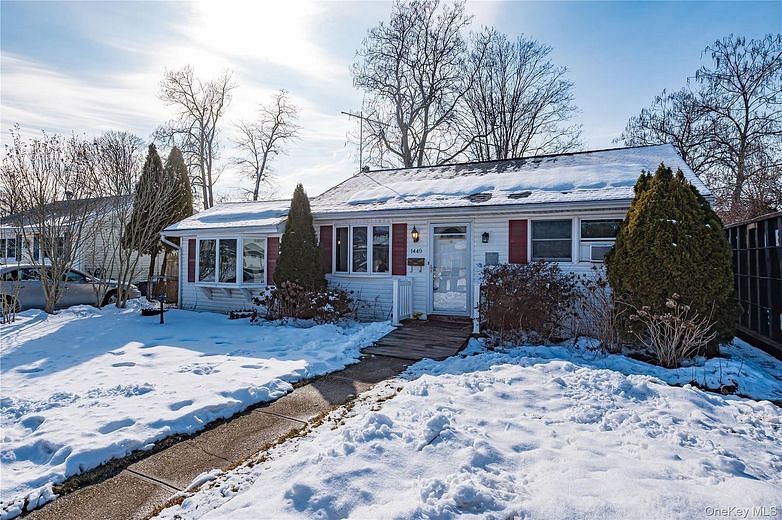 1440 Lombardy Boulevard