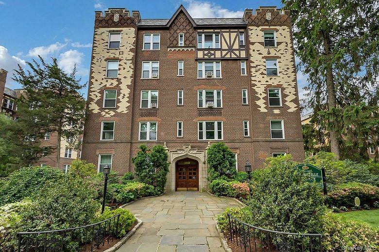 1440 Midland Avenue Avenue #4H