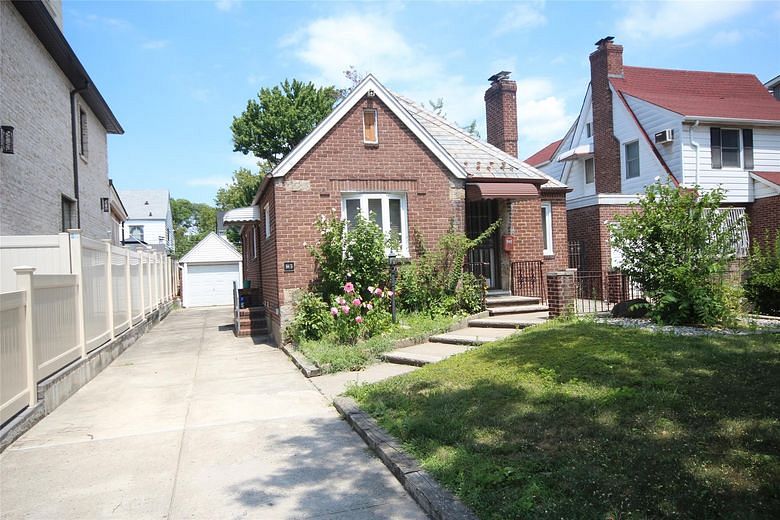 14433 Coolidge Avenue