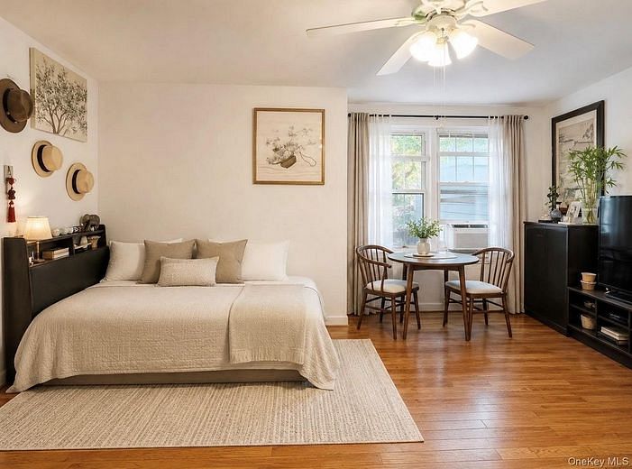 14435 Sanford Avenue #1
