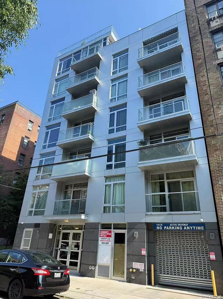 14438 35th Avenue #3B