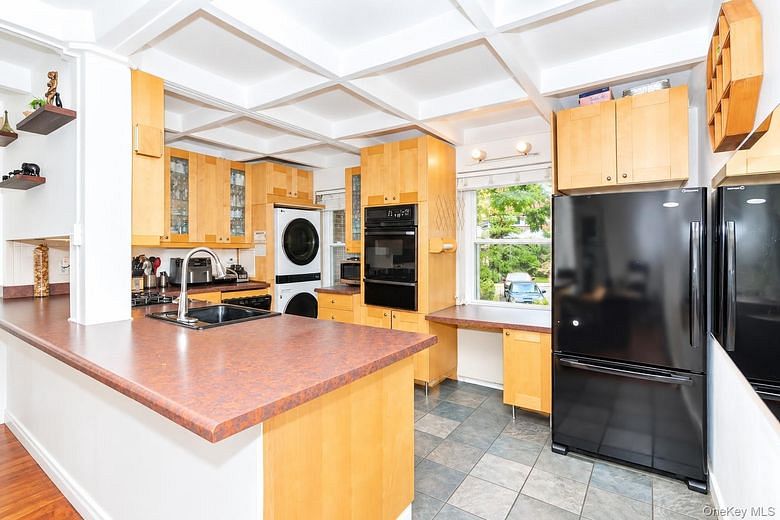 14476 Village Road #77C