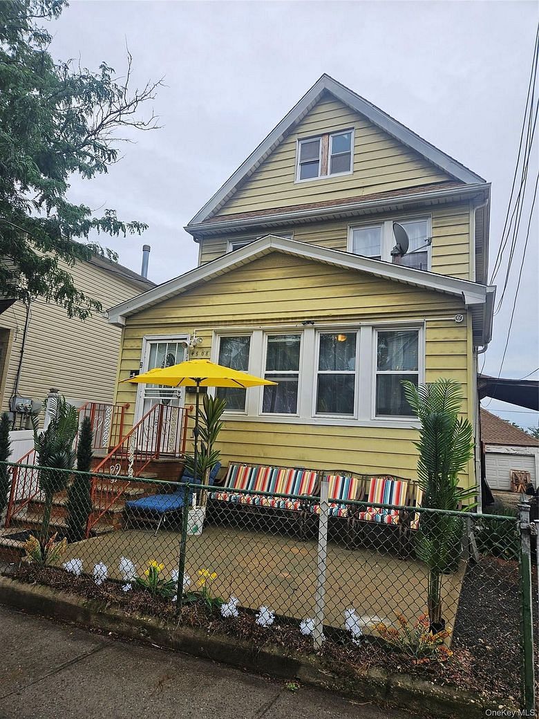 145-08 Arlington Terrace