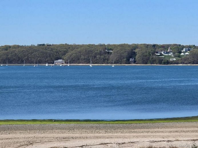 145 Asharoken Avenue