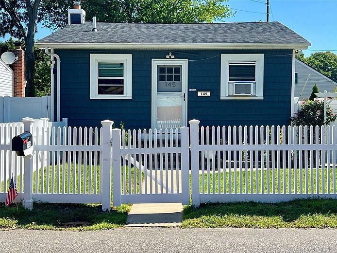 145 Carroll Avenue