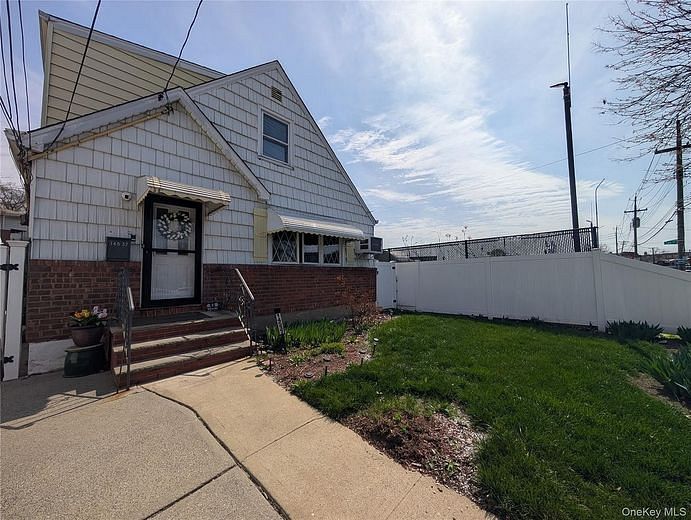 14537 Guy R Brewer Boulevard