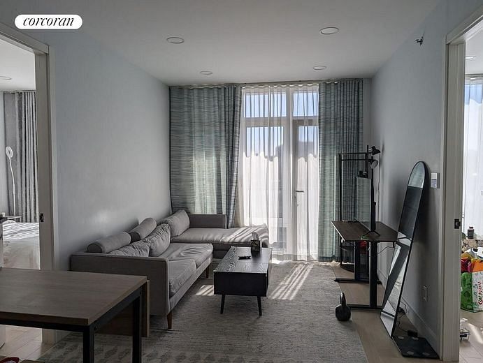 146-17 Northern Boulevard #4A