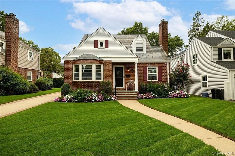146 Beverly Avenue