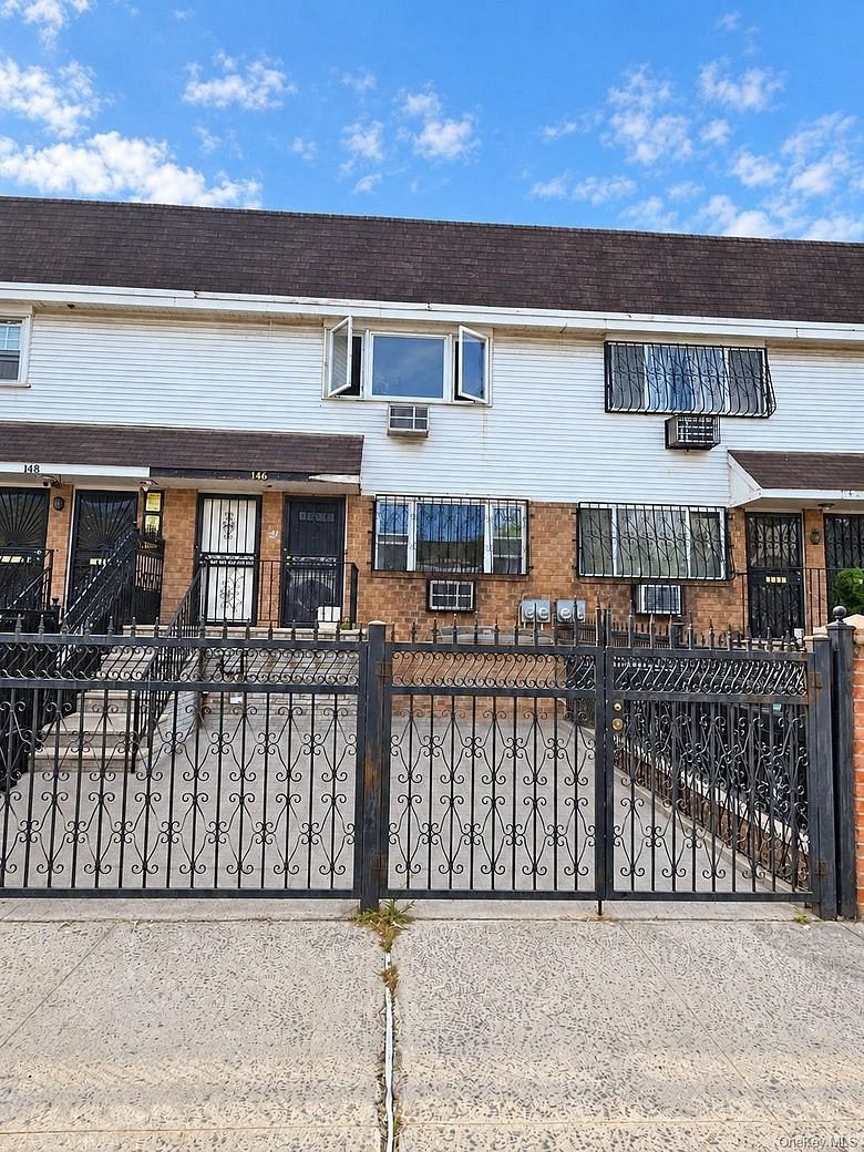 146 Hopkins Street