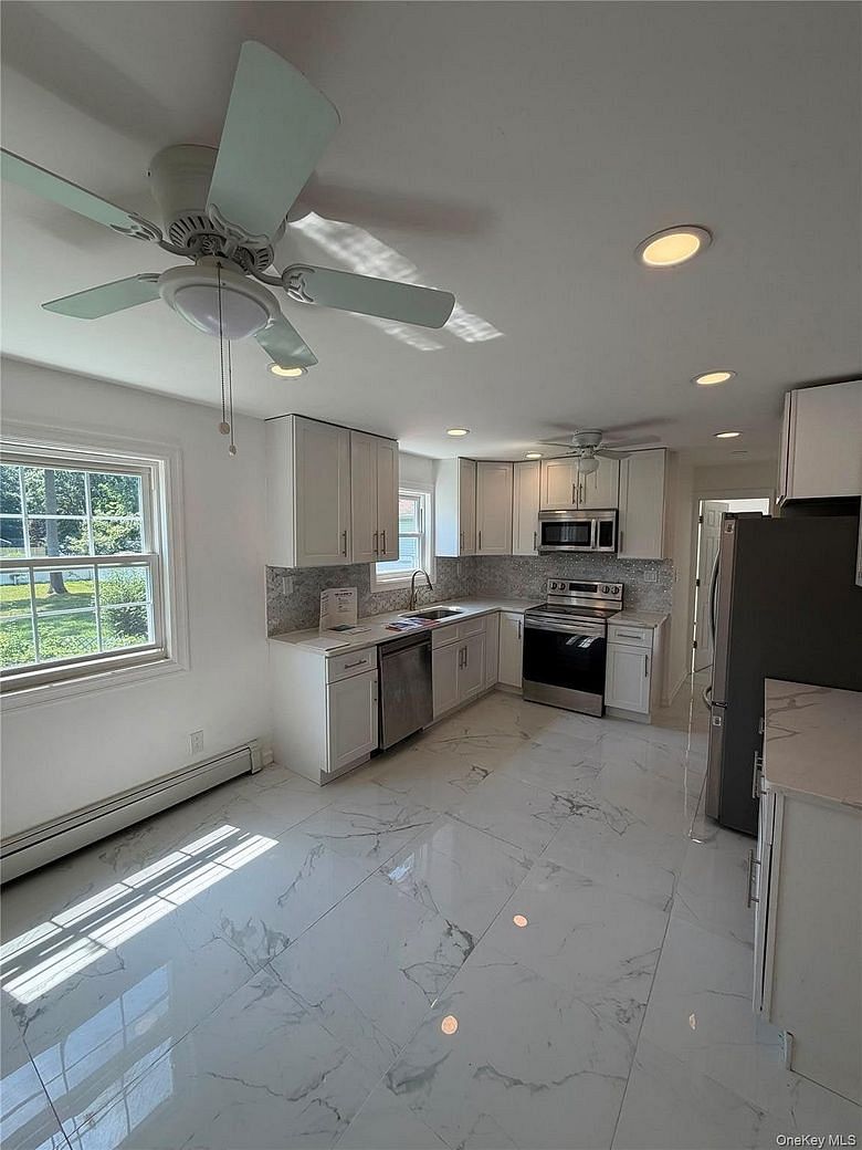 146 Moriches Middle Island Road