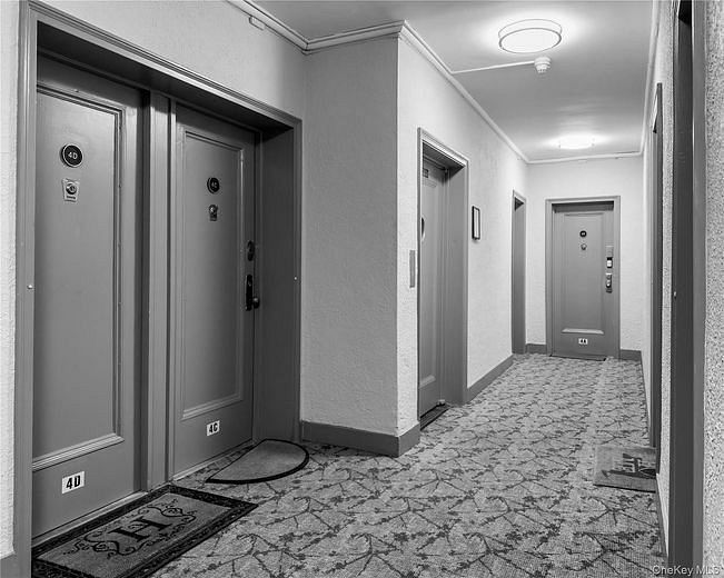 1468 Midland Avenue #4D