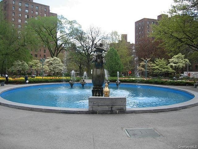 1469 West Avenue #1F