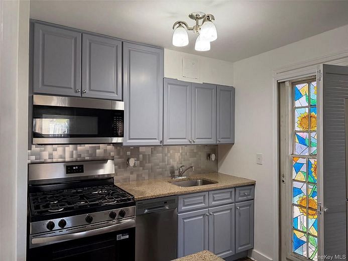 147-53 Grand Central Parkway #1