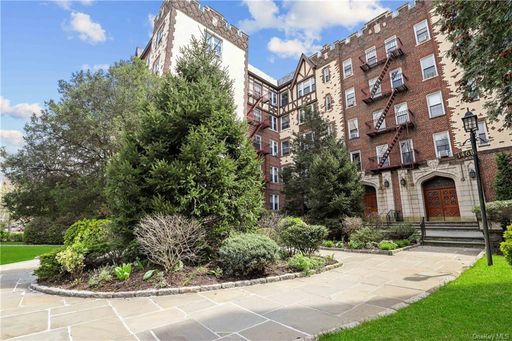 Image 1 of 27 for 1470 Midland Avenue #4M in Westchester, Yonkers, NY, 10708